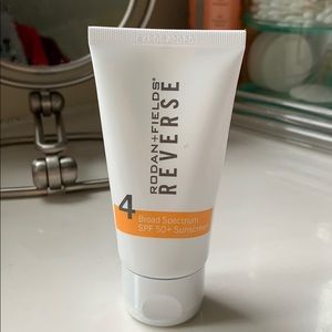 reverse broad spectrum SPF 50+ sunscreen